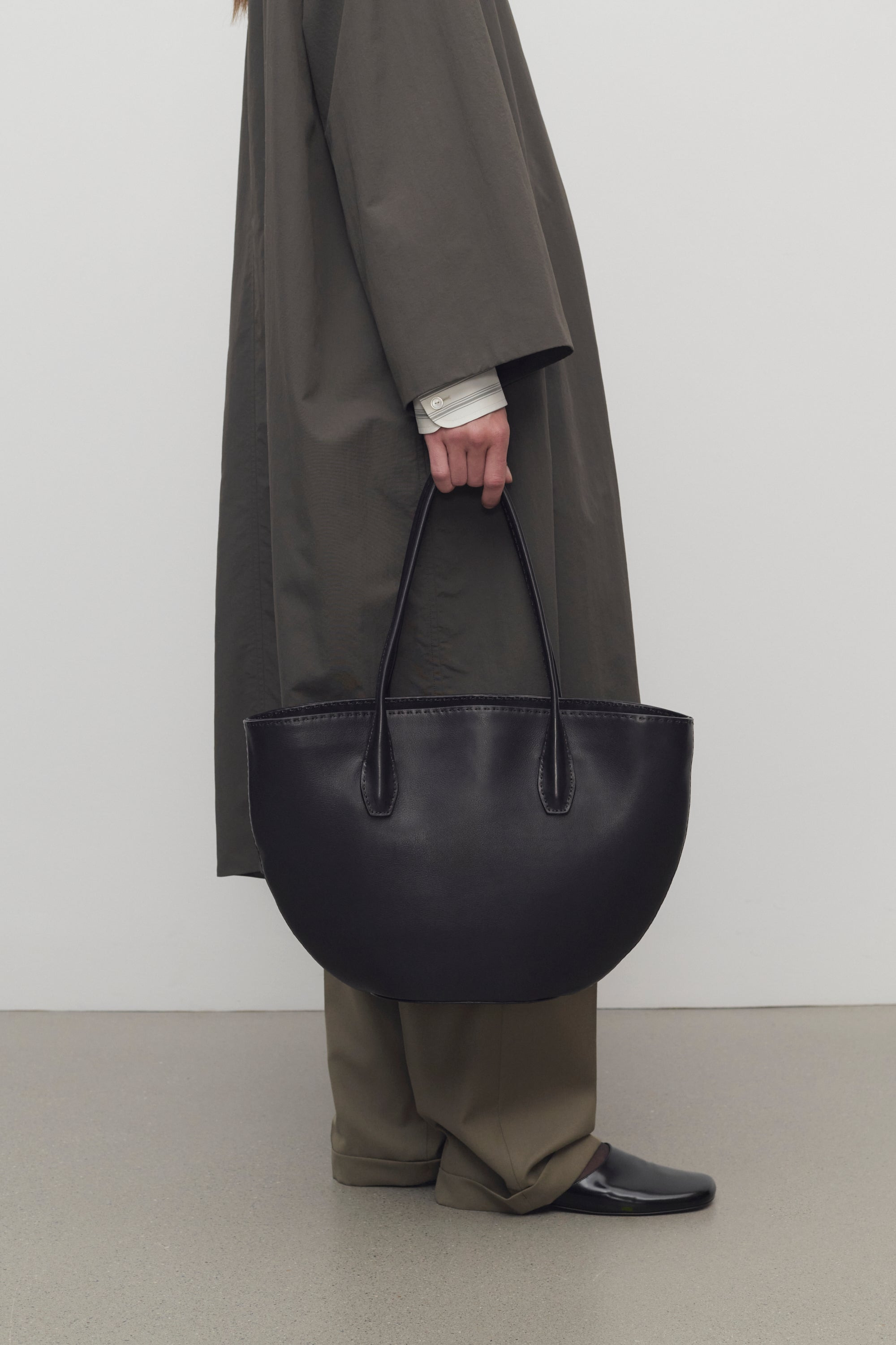 Alger Tote Bag in Leather - 4