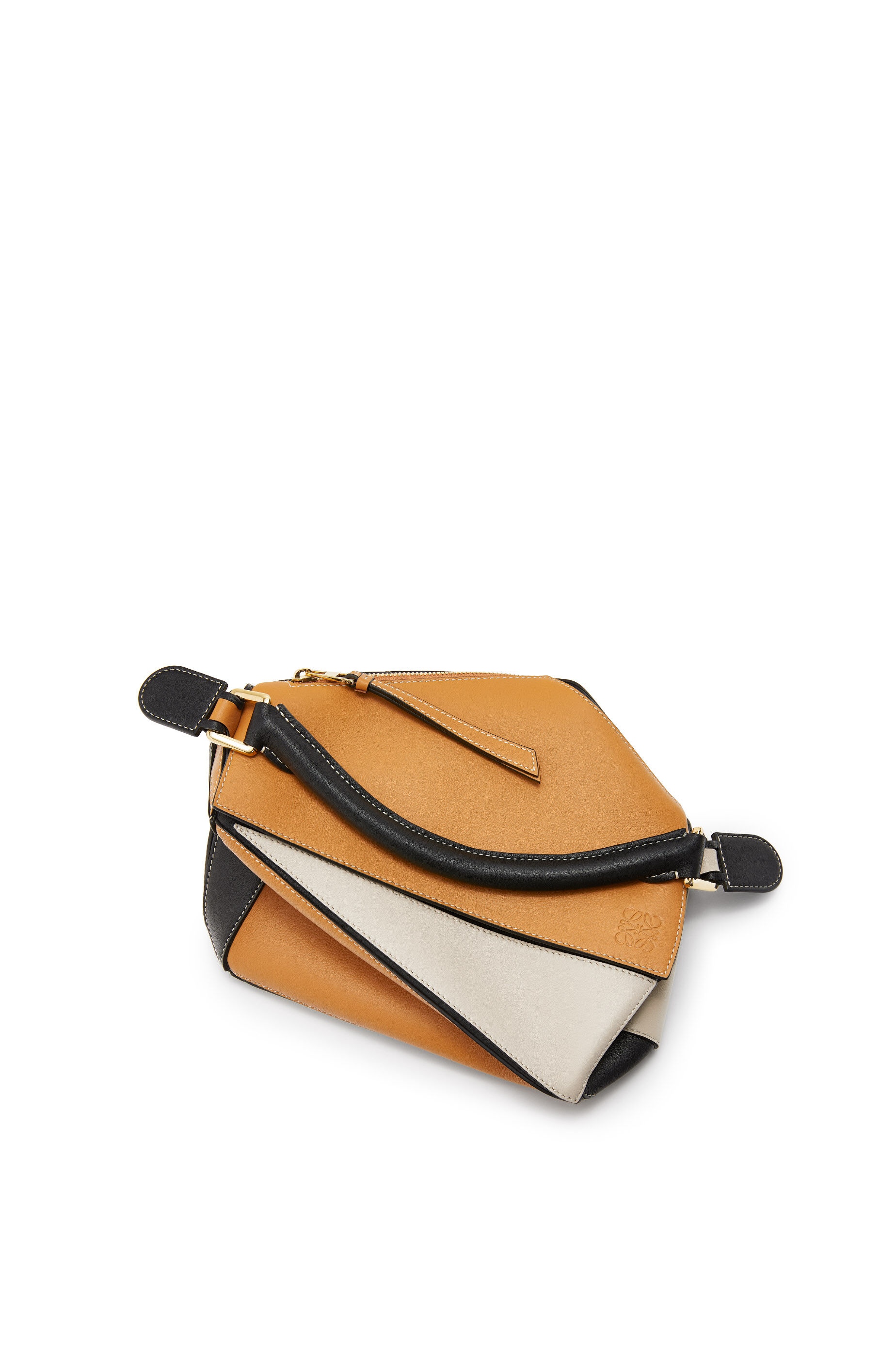 Small Puzzle bag in classic calfskin - 6