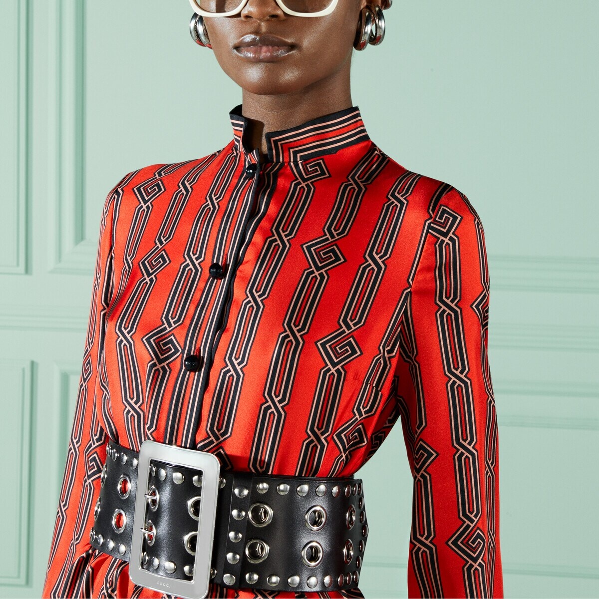 Square G chain print silk dress - 4