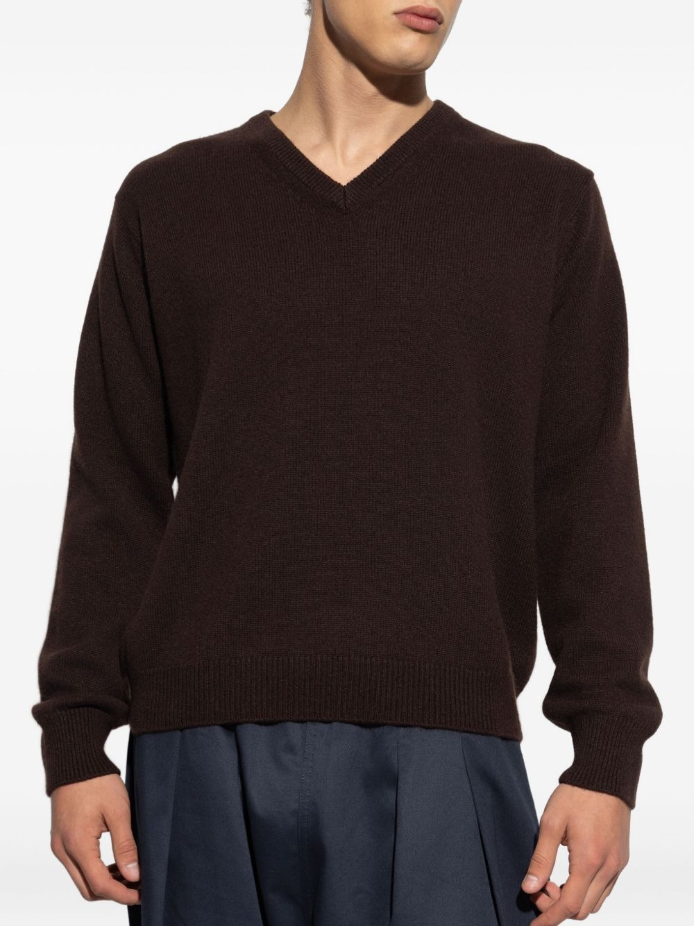V-neck cashmere sweater - 3