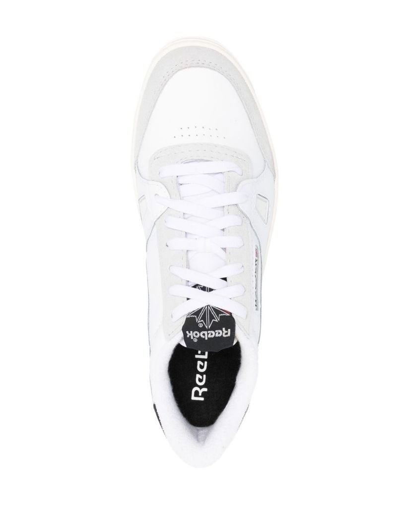 logo-patch low-top sneakers - 4