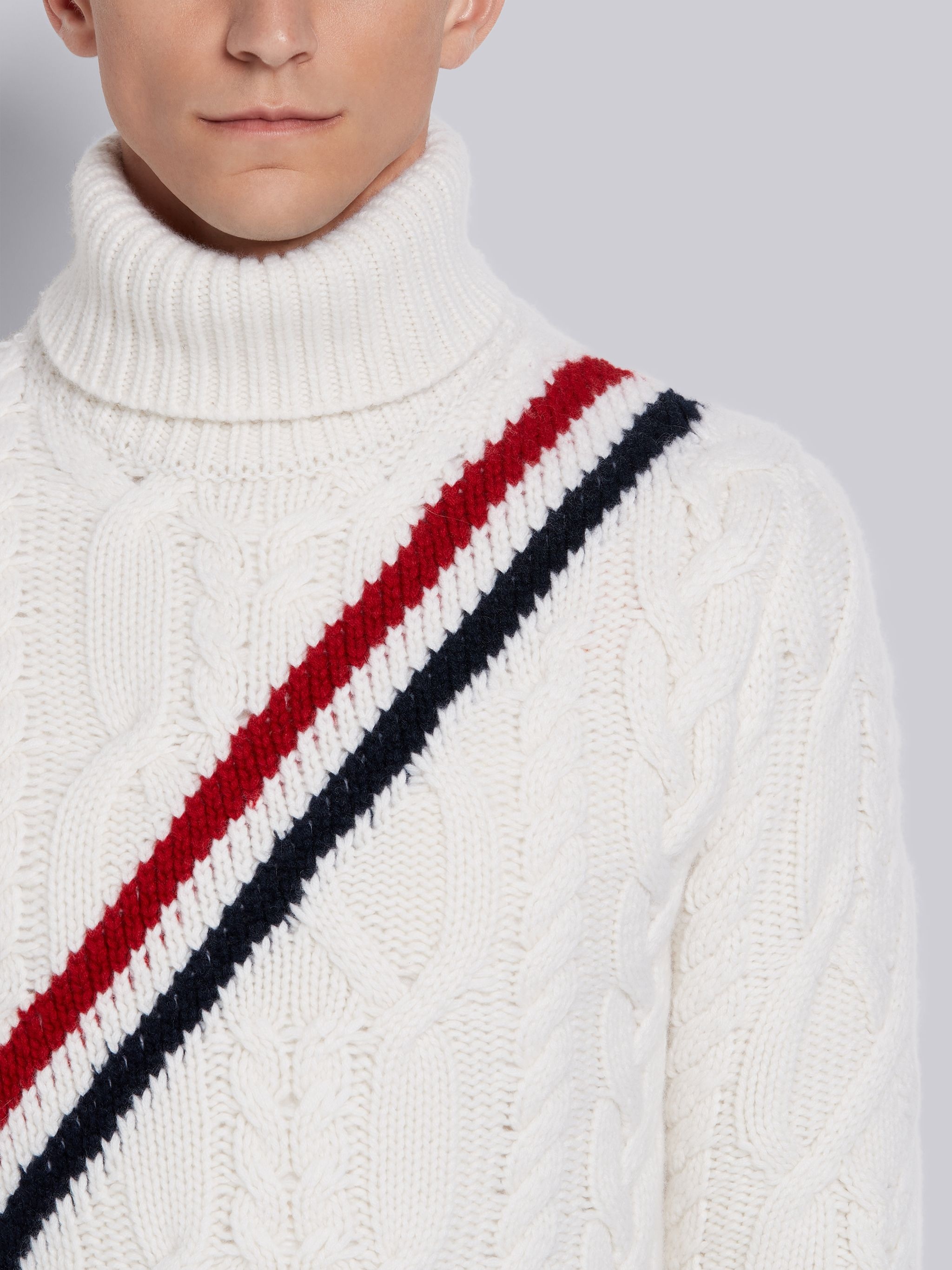 White Cashmere Aran Cable Diagonal Stripe Classic Turtleneck - 5