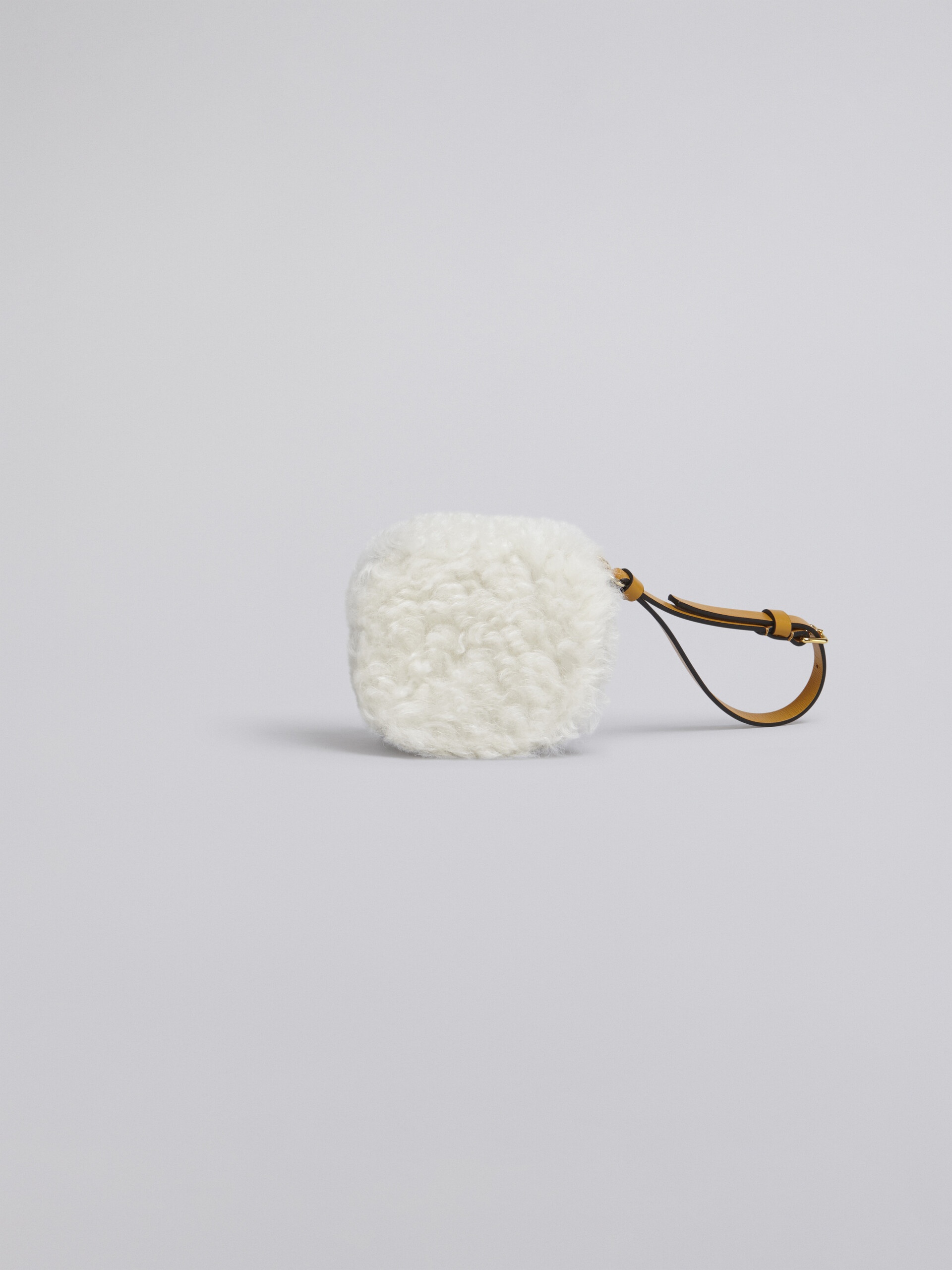 ROUND SHEEPSKIN COIN CASE - 3