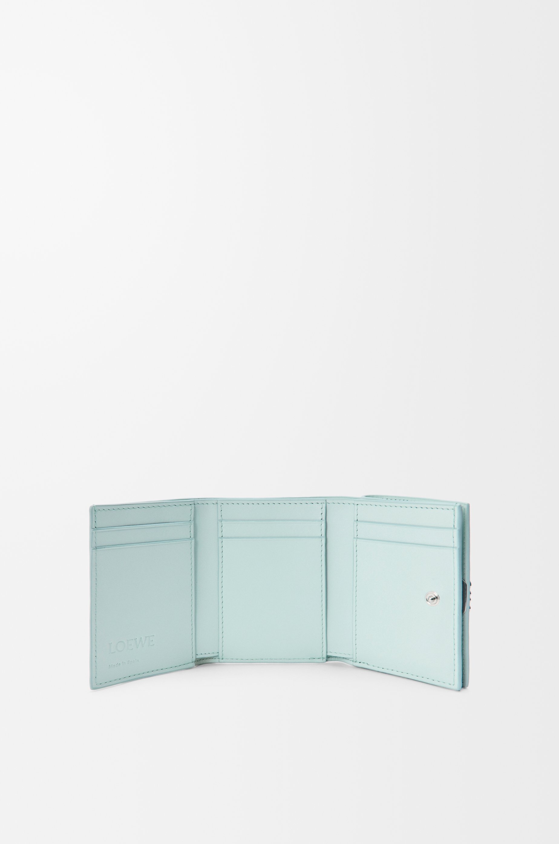 Anagram trifold wallet in pebble grained calfskin - 2