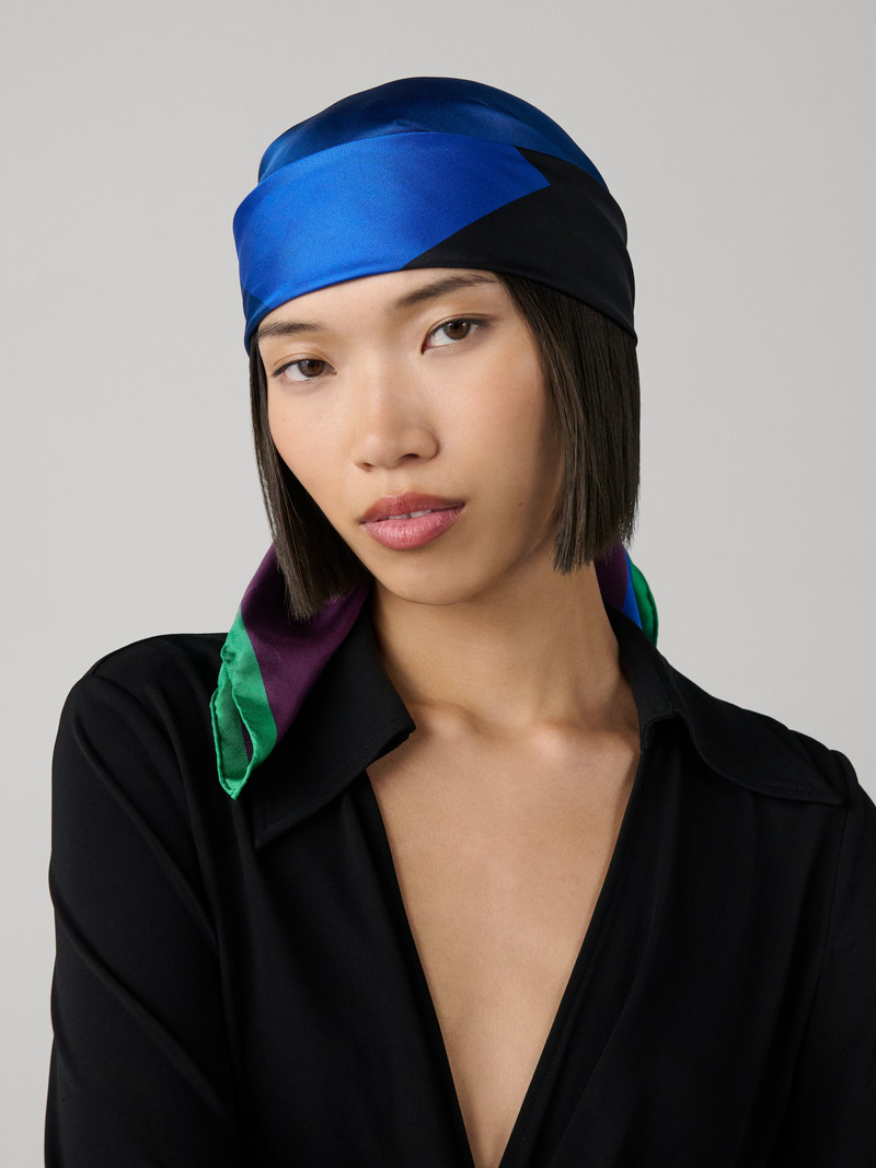 DIANE VON FURSTENBERG Flag Silk Scarf outlook