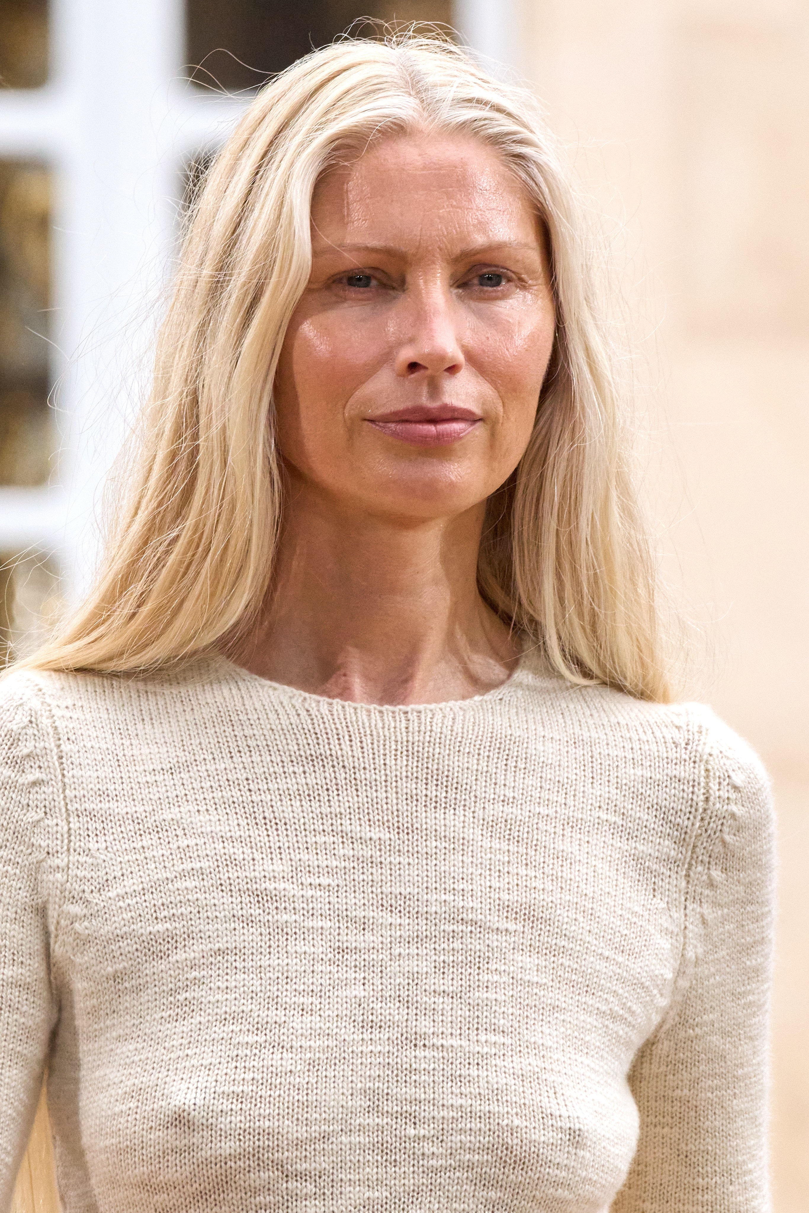 Embla Knit T-Shirt in Ivory Cashmere - 3