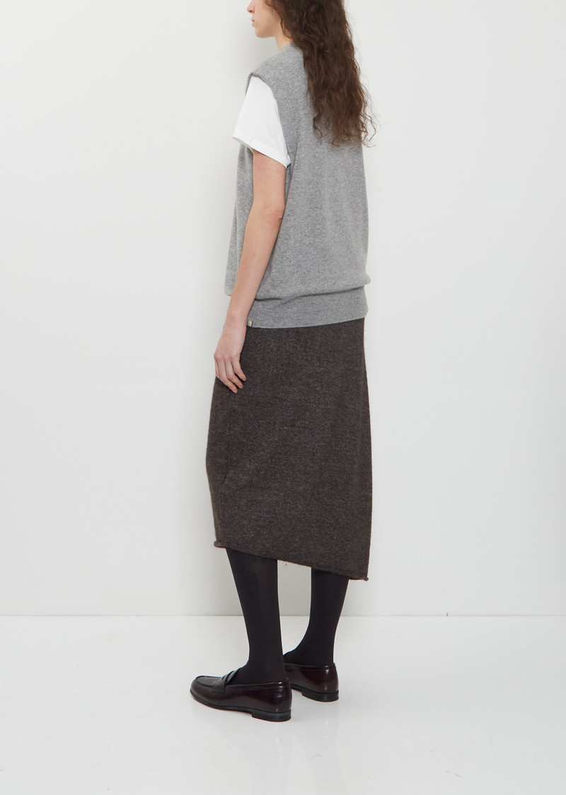 extreme cashmere n°455 Bos Cashmere Top — Goat outlook