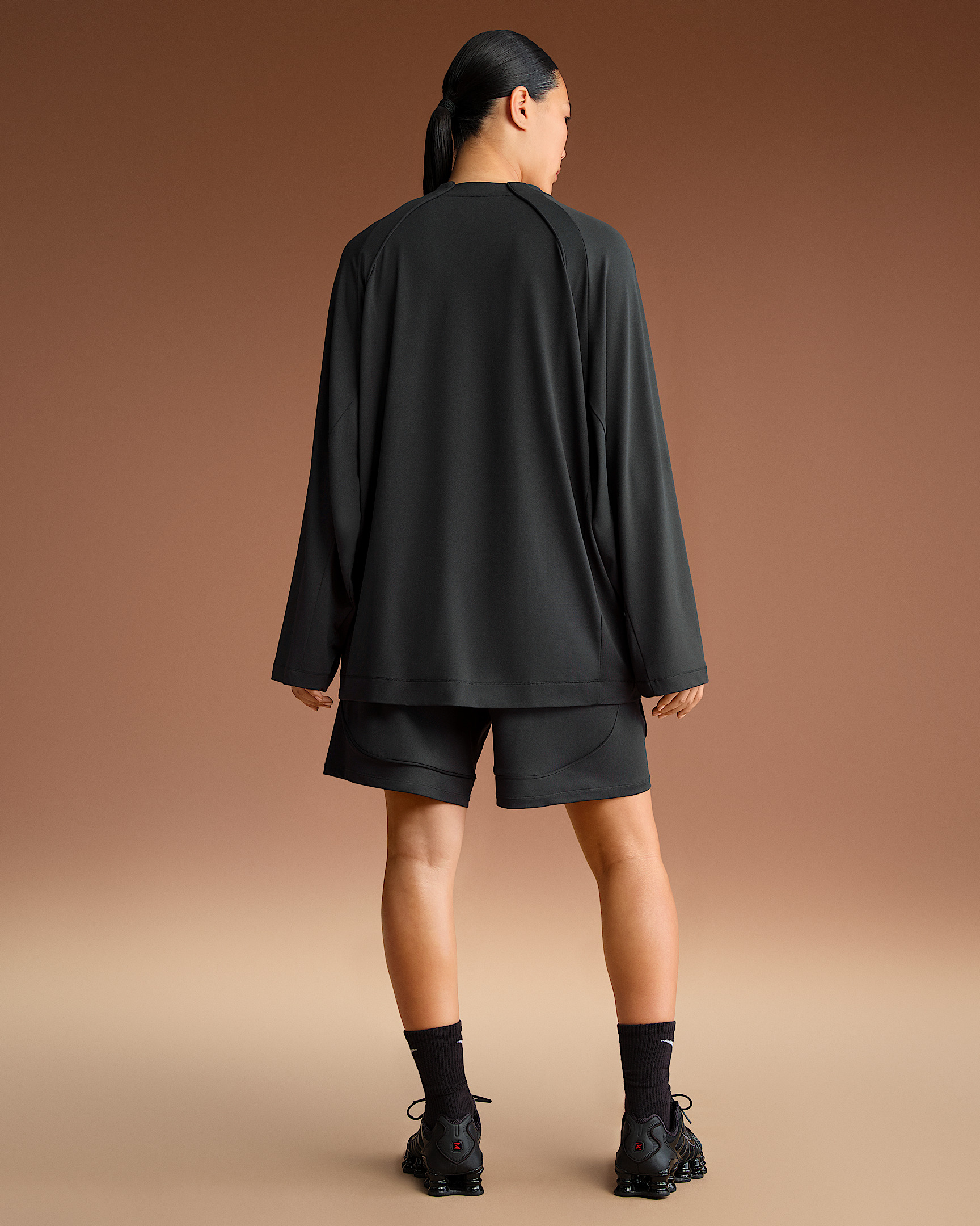 NikeSKIMS Airy Women's Oversized V-Neck Long-Sleeve Top - 5