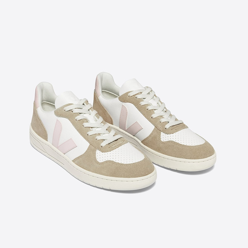 VEJA V-10 LEATHER WHITE PETALE SAHARA outlook