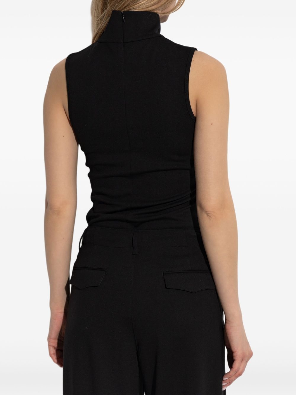 sleeveless top - 4