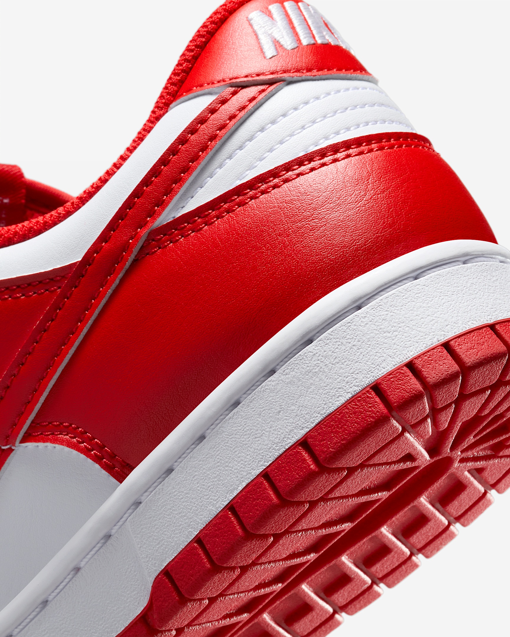Nike Dunk Low Retro Men's Shoes - 8