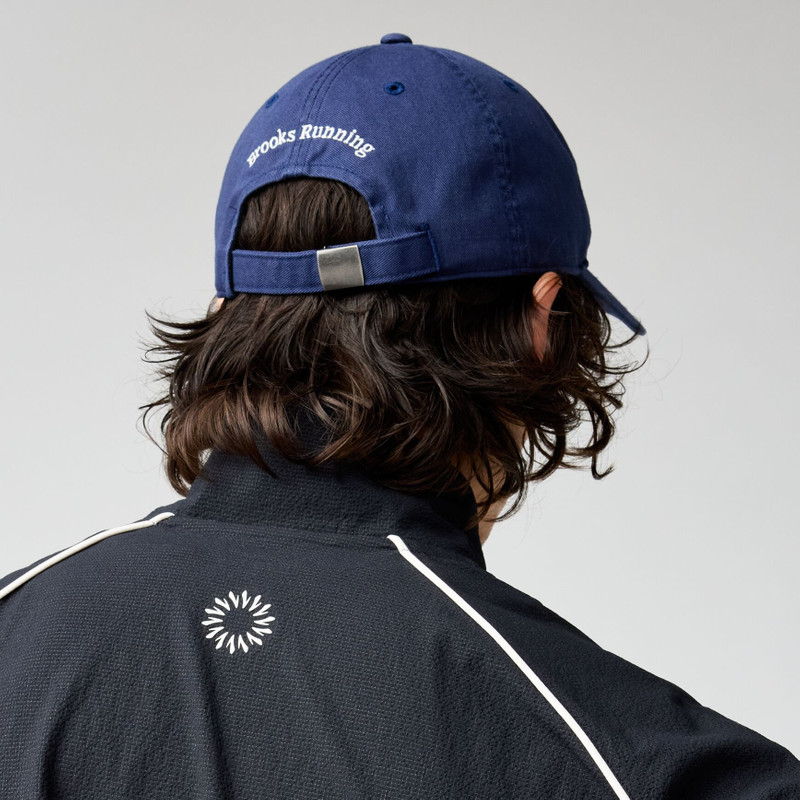 BROOKS Heritage Run Cap outlook