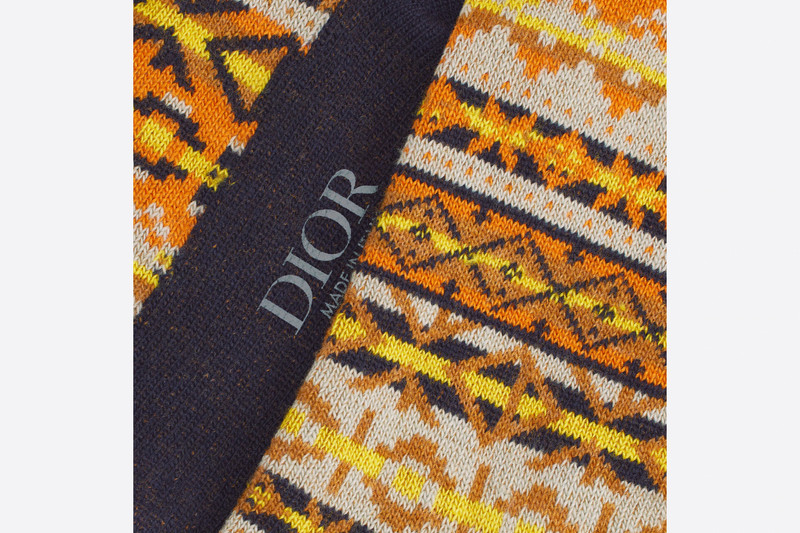 Dior Socks outlook