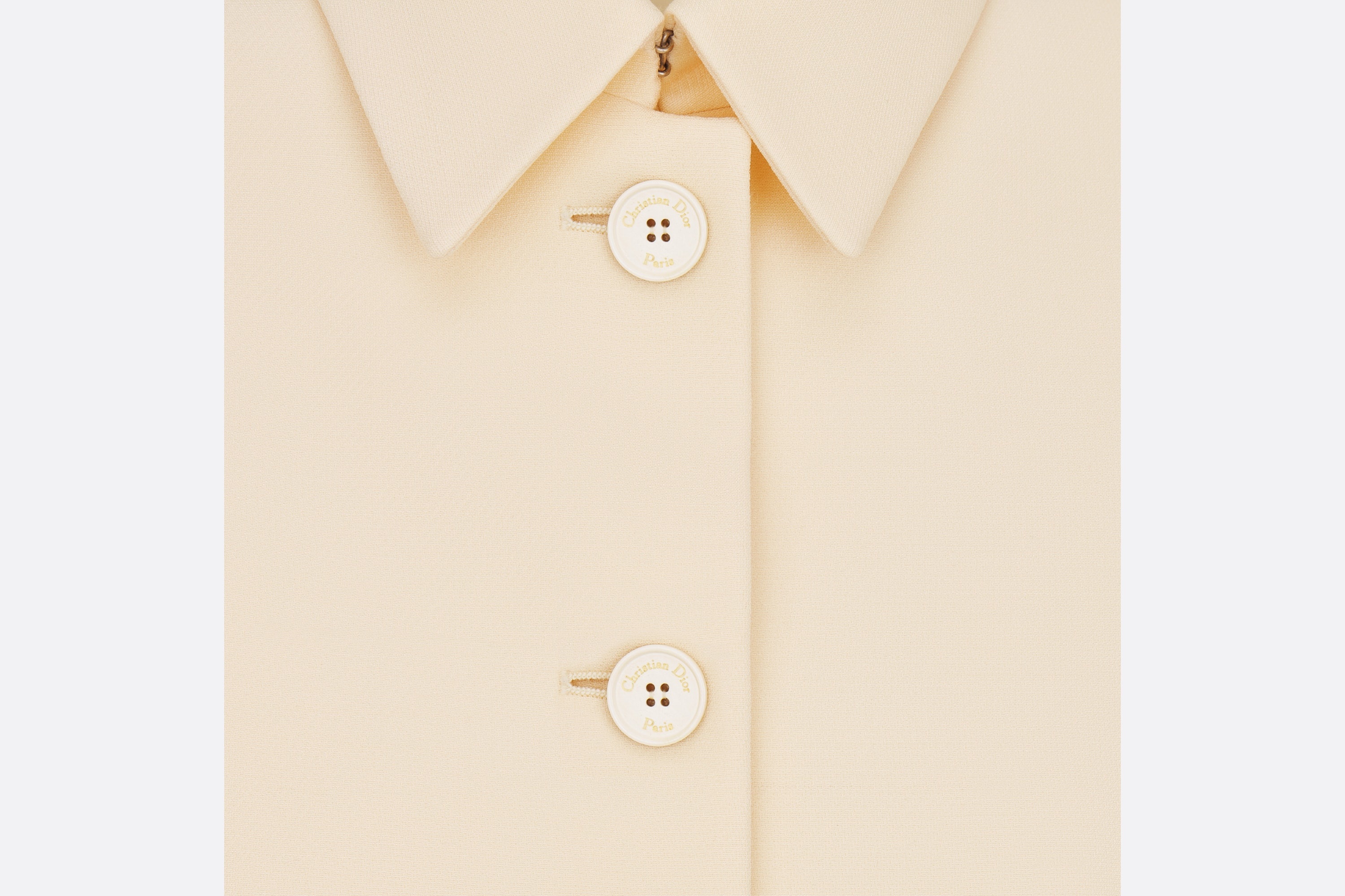 Fitted Short-Sleeved Jacket - 3