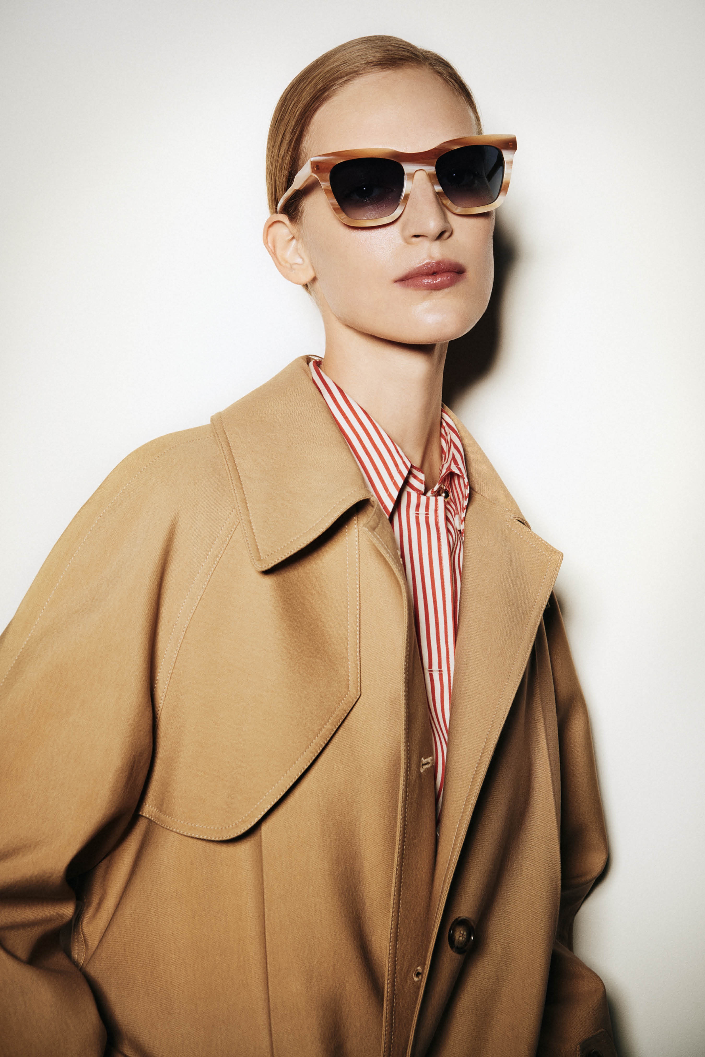 Rectangular Cat Eye Sunglasses In Honey Horn - 3