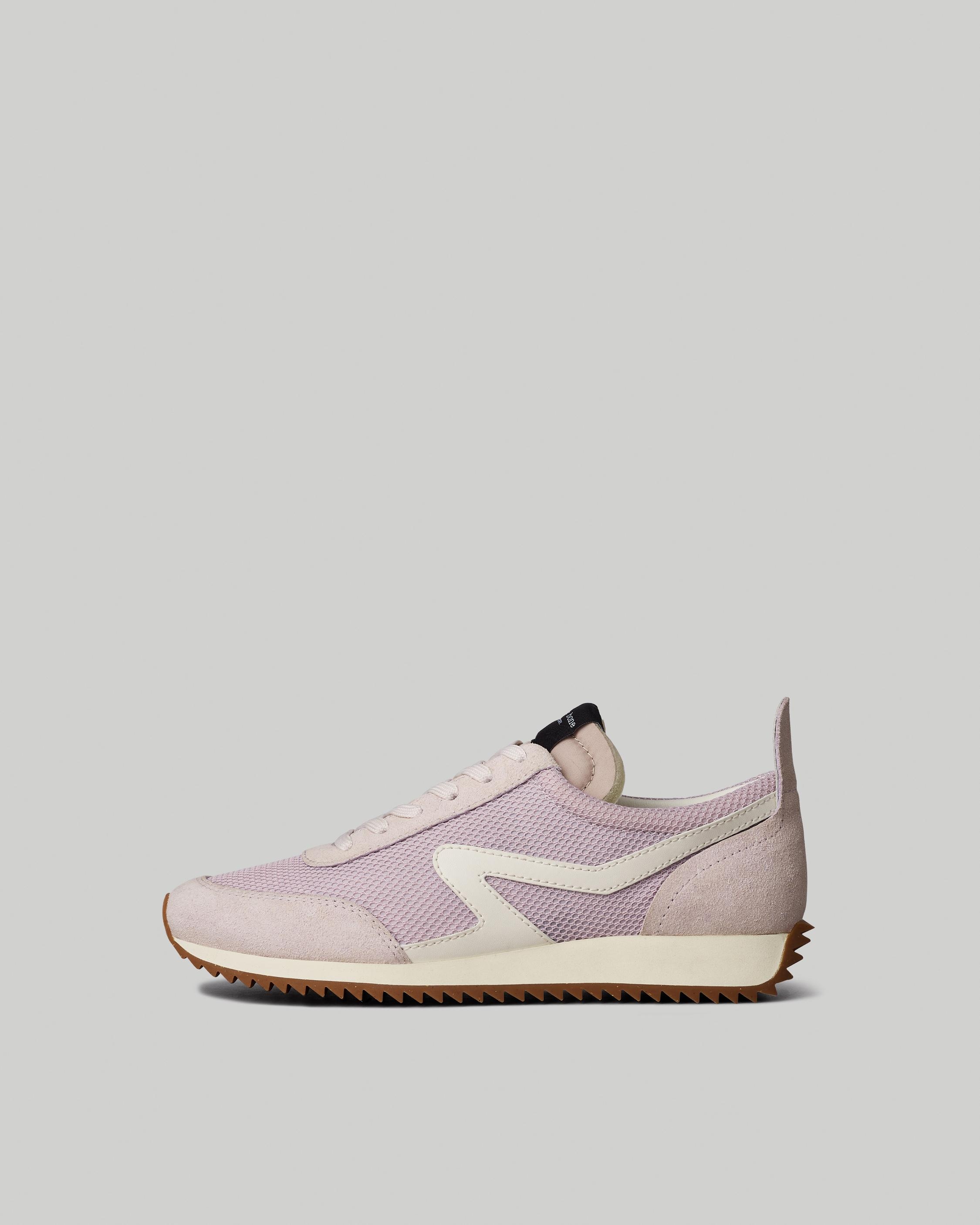 Retro Runner - Mesh
Low Top Sneaker - 1