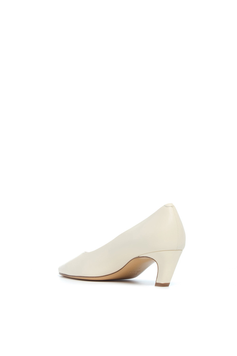 GABRIELA HEARST Peggy Pump in Cream Nappa Leather outlook