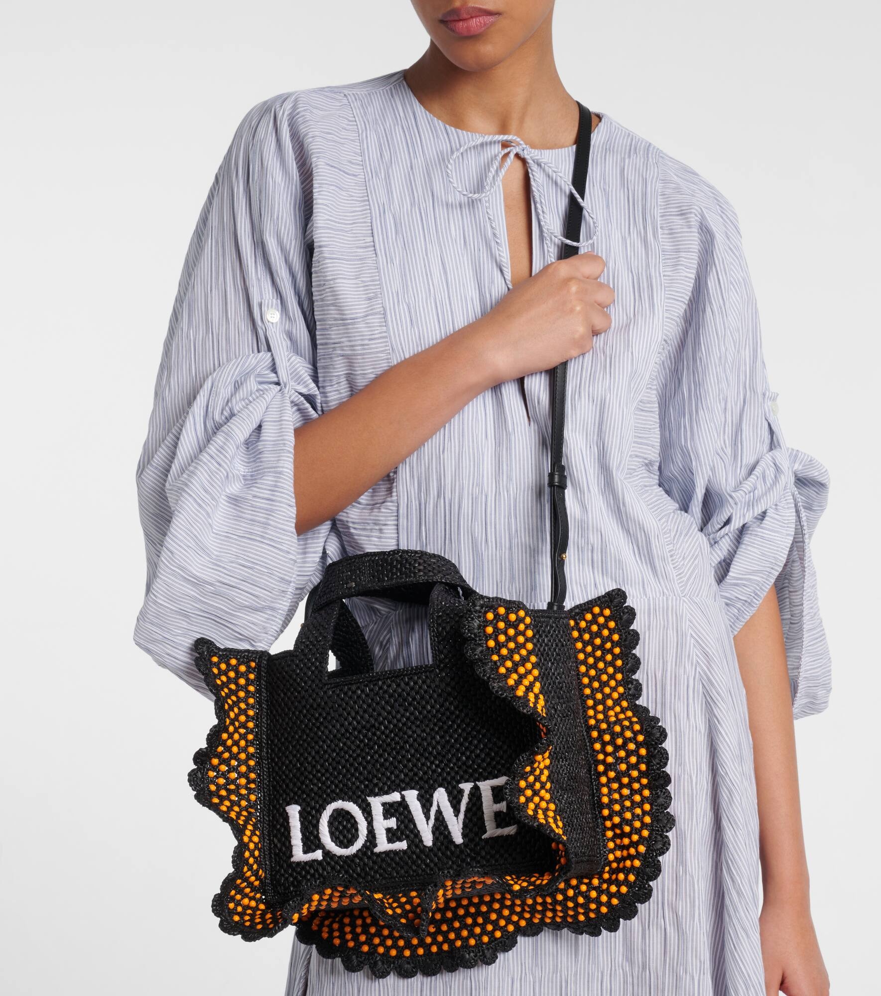 Paula's Ibiza Loewe Font Small tote bag - 7