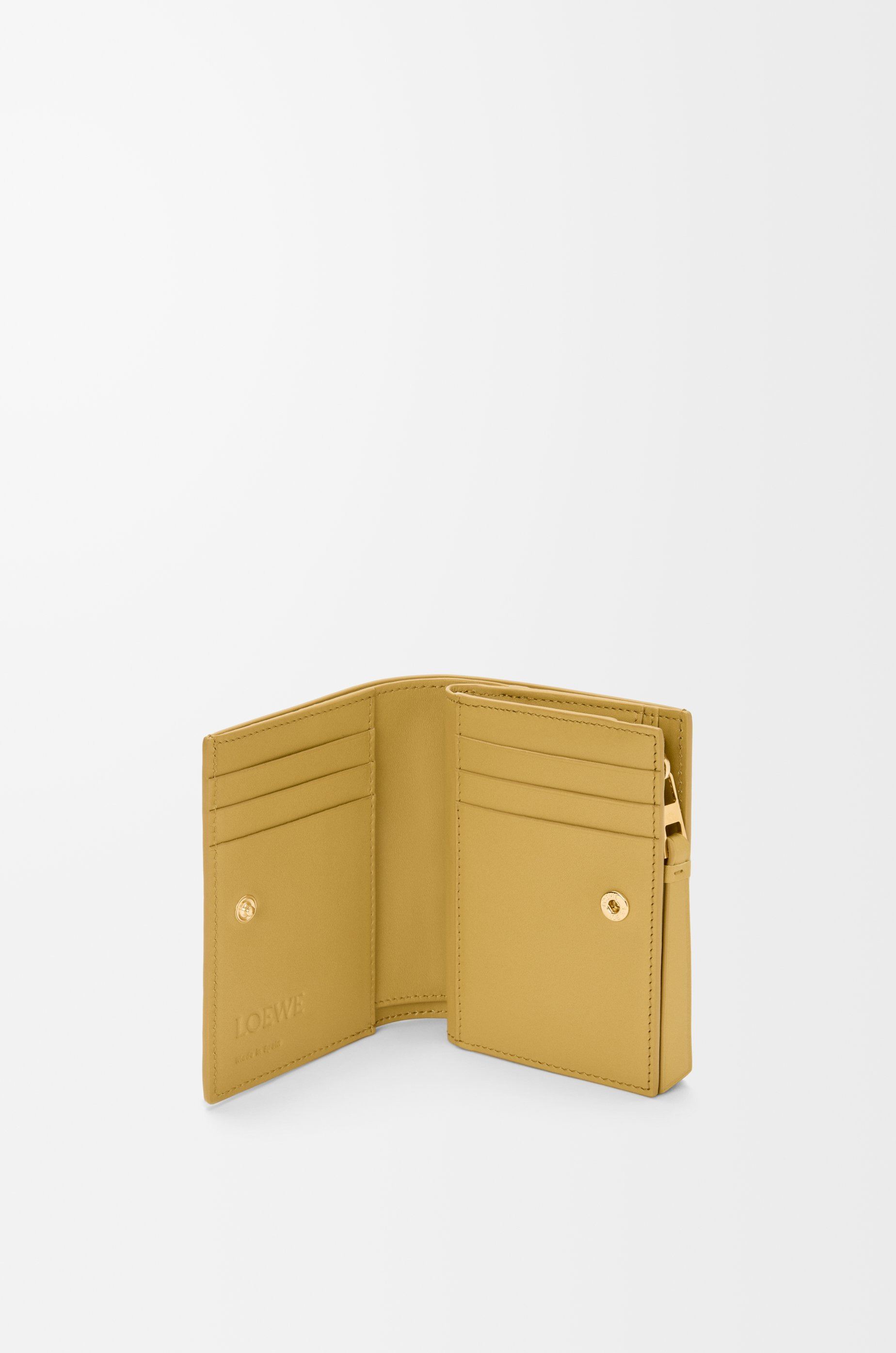 Puzzle compact wallet in classic calfskin - 2