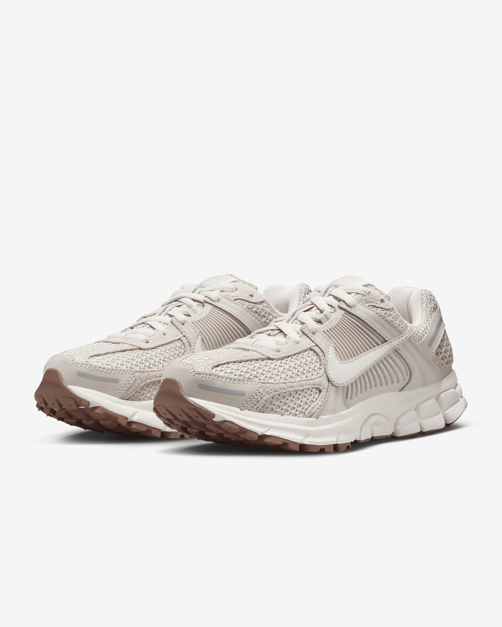 Nike Zoom Vomero 5 Women's Shoes - 6