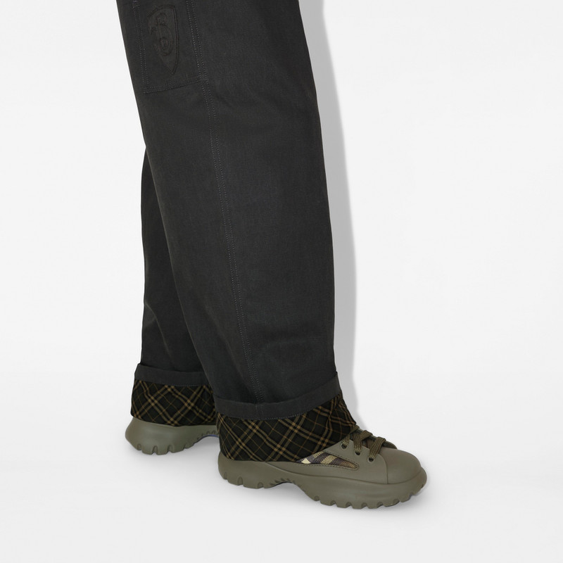 Rubber Boulder Boots 7