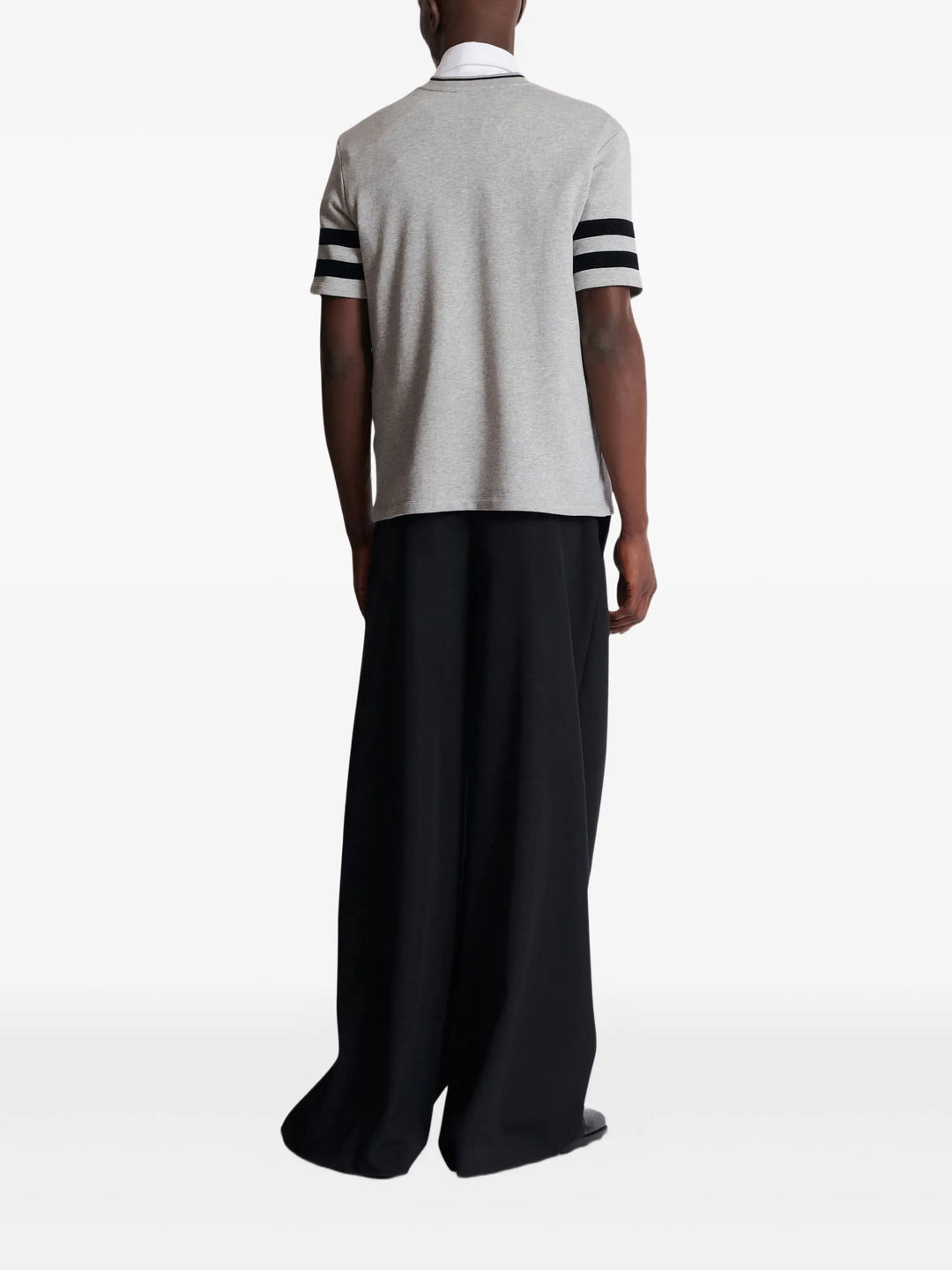 Sport V Neck T-Shirt - 4