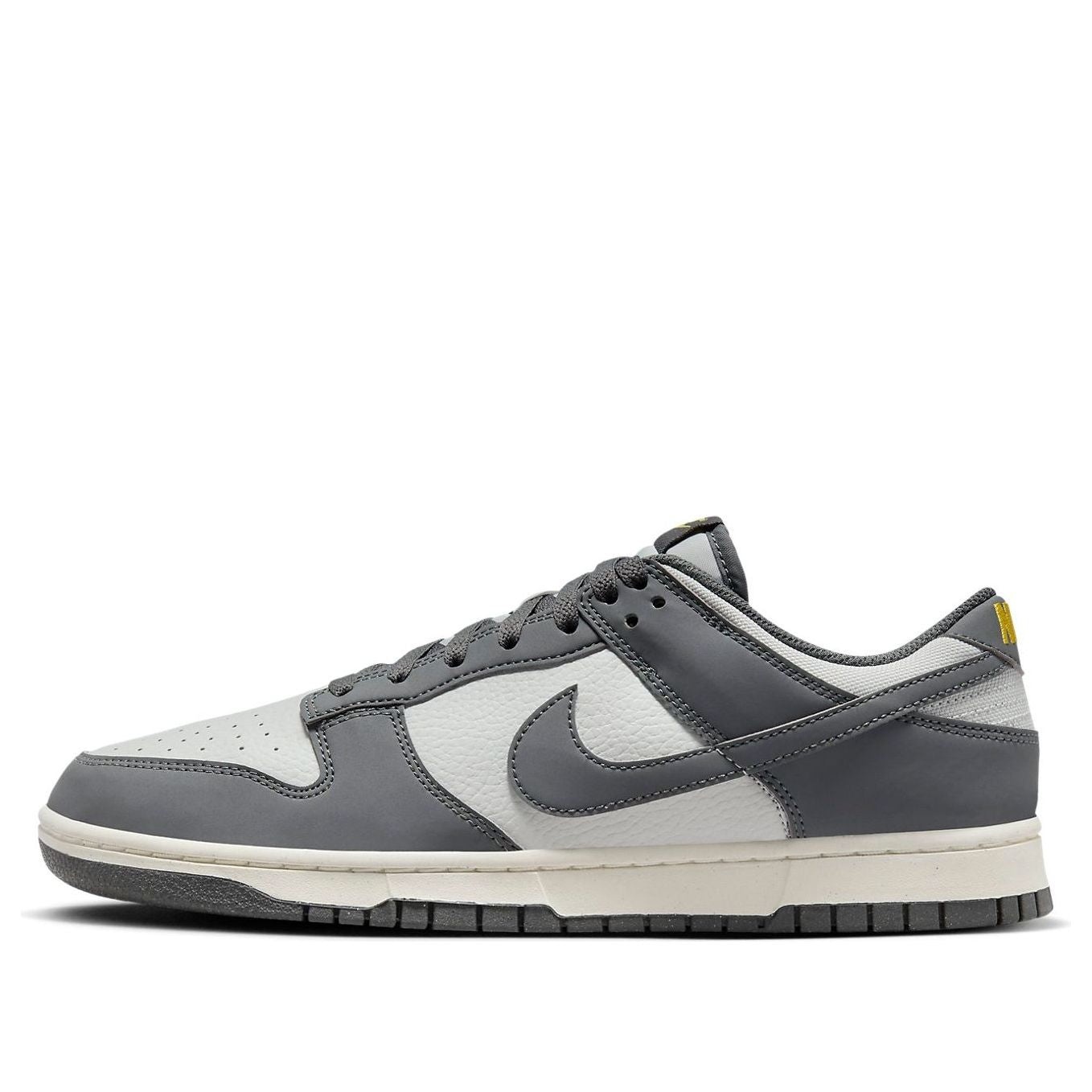 Nike Dunk Low Next Nature 'Smoke Grey' FZ4621-001 - 1