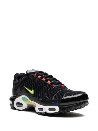 Nike Air Max Plus SE outlook