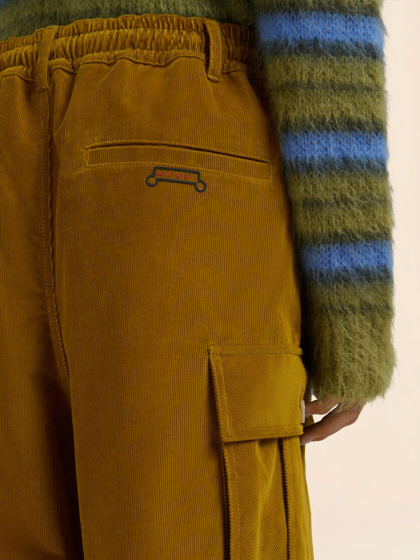 BROWN CORDUROY CARGO PANTS WITH TRUNKAROO LOGO - 4