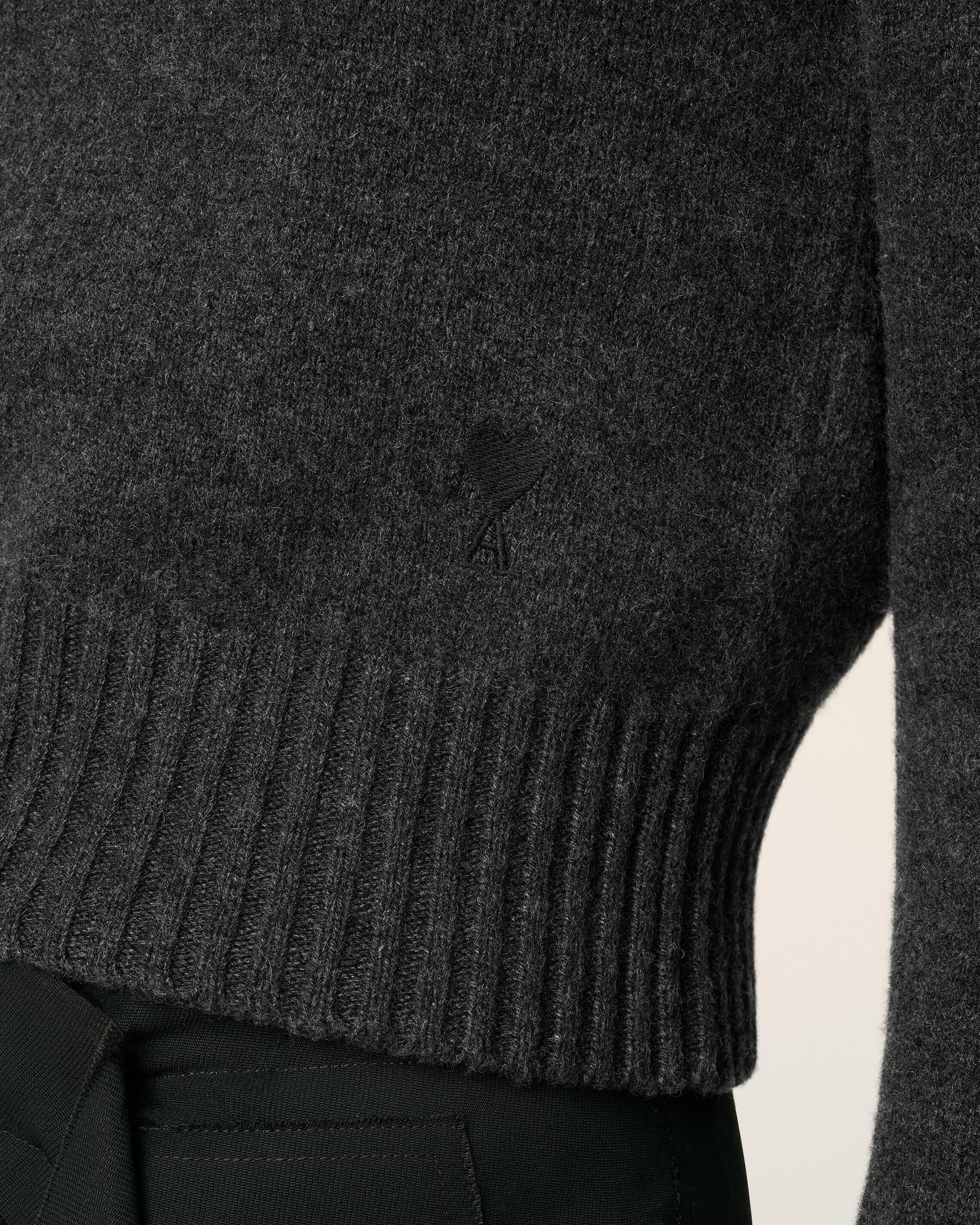BLACK CASHMERE AMI DE COEUR CREWNECK SWEATER - 4