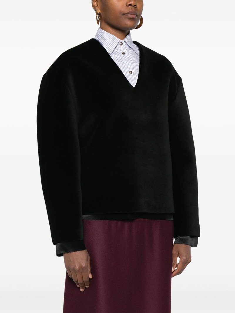 v-neck sweater 3