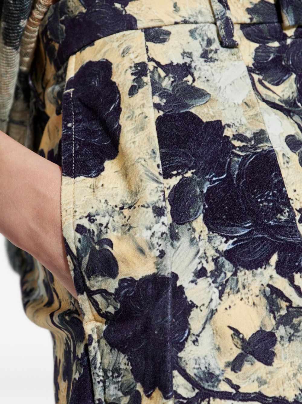 floral-print pleated trousers - 5