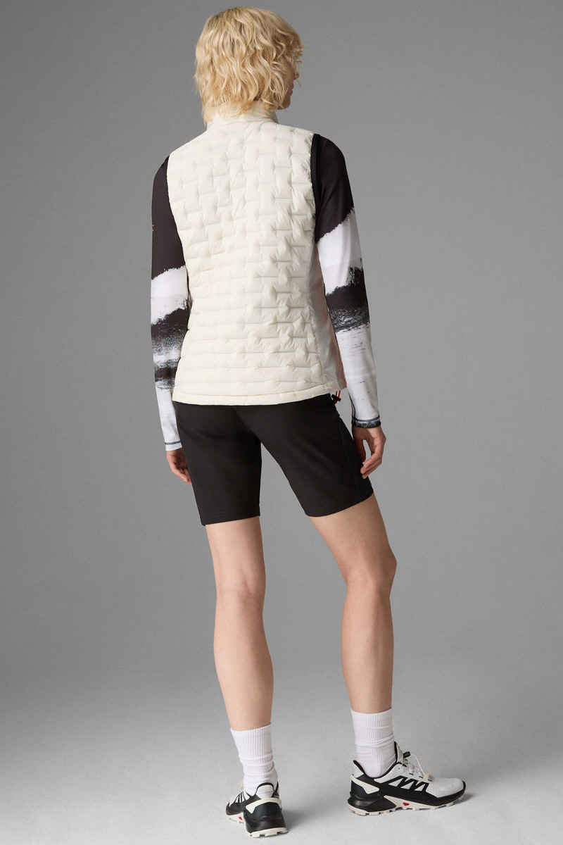 Fenja Lightweight down vest in Off-white 3