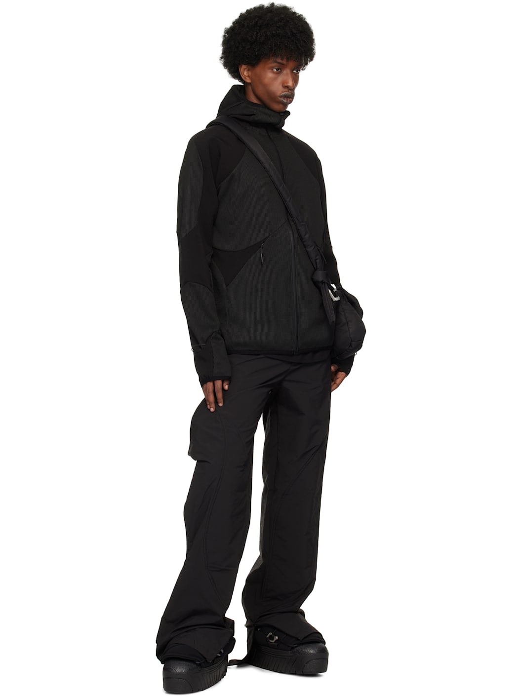 【関税込み】HELIOT EMIL ブラック Canopy テック フーディ HELIOT EMIL™ Black Canopy Tech Hoodie | REVERSIBLE