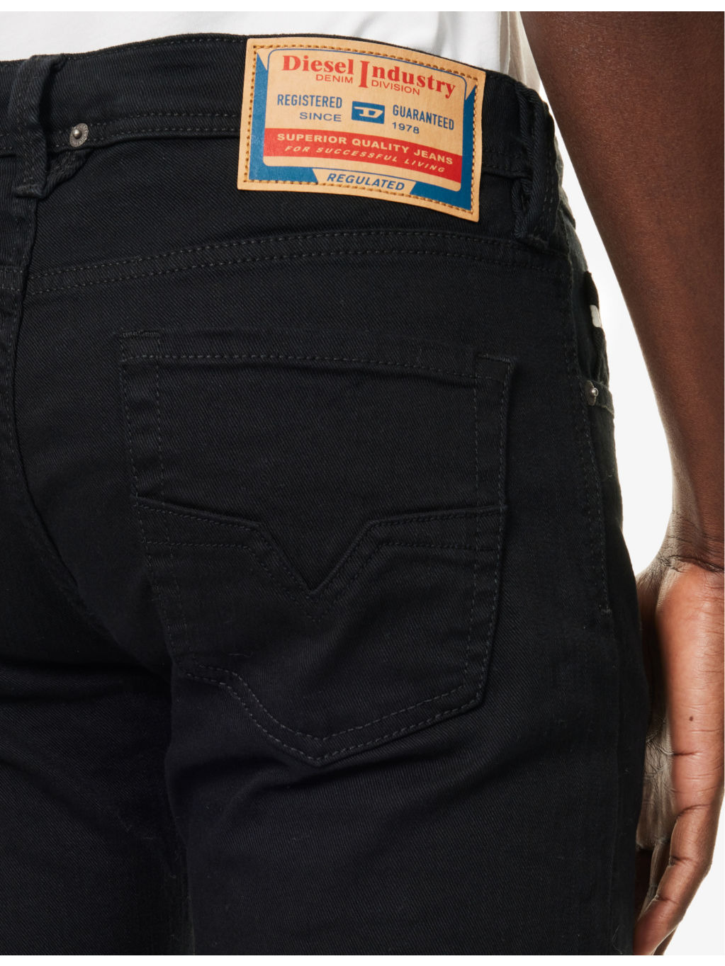 1985 Larkee Five-Pockets Straight-Leg Regular-Fit Stretch-Denim Jeans - 6