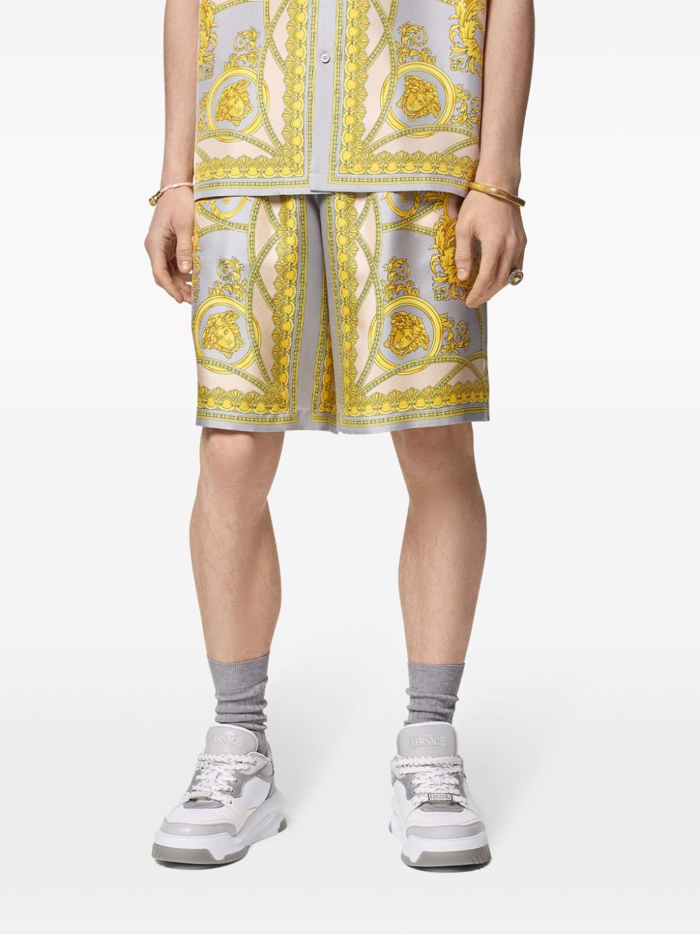 Versace Shorts Golden - 5