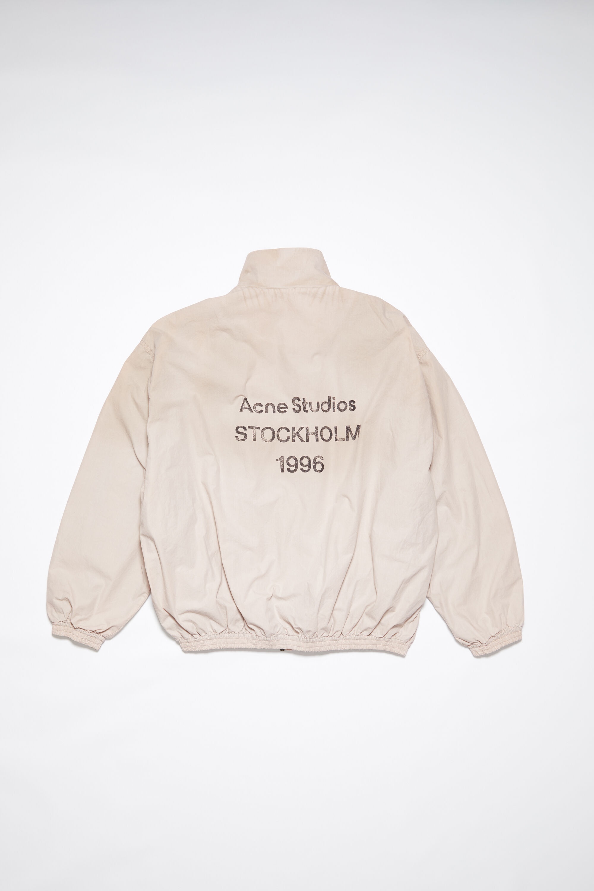 ◆Acne Studios◆Logo puffer ジャケット White 送料込 Cropped down jacket in white - Acne Studios | Mytheresa