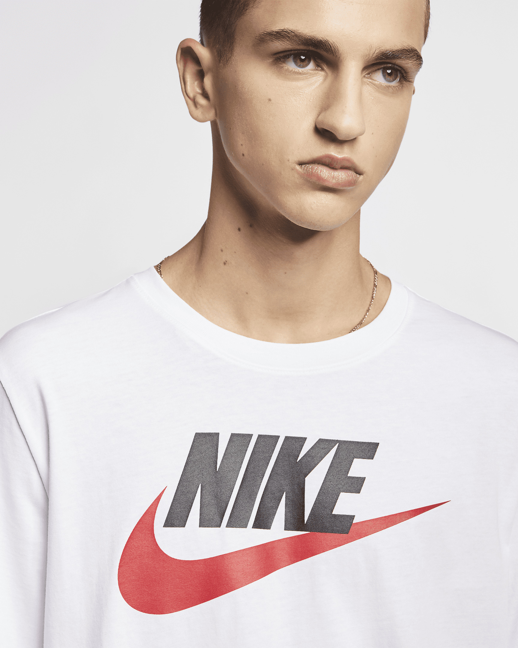 Nike Sportswear Men's T-Shirt - 2
