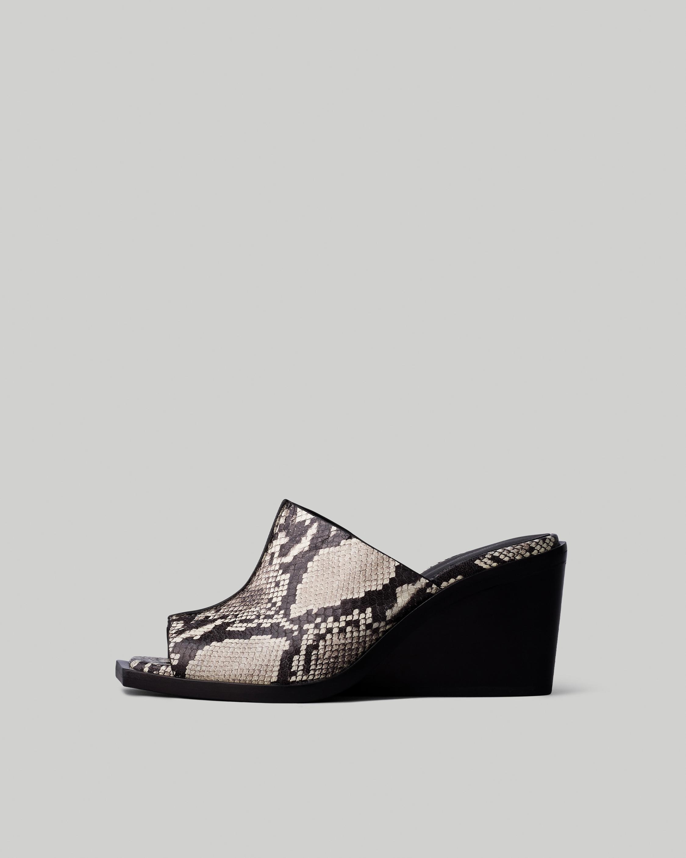 Santiago Wedge Sandal - Snake Print
Platform Sandal - 1