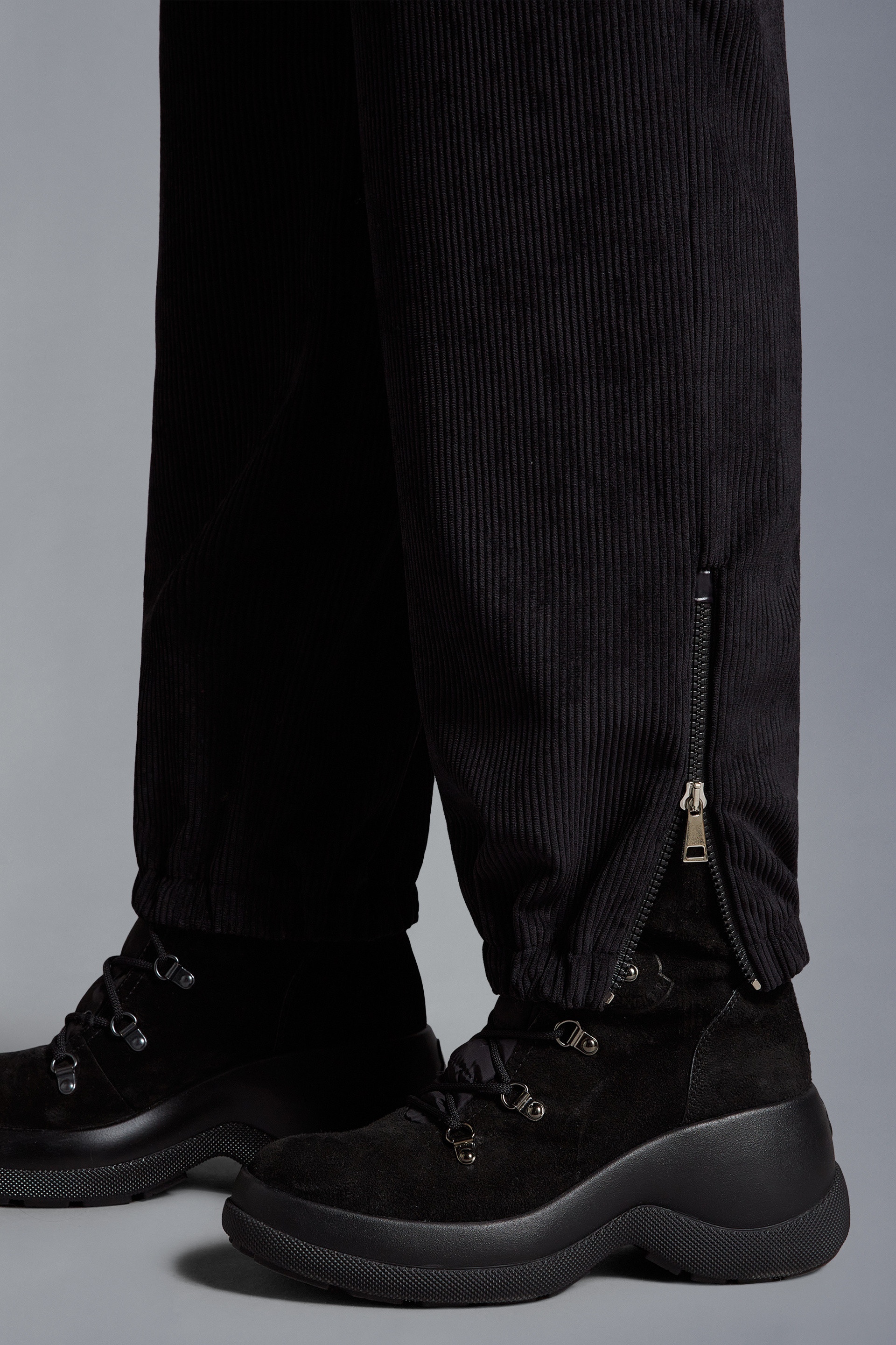 Corduroy Jogging Pants - 7