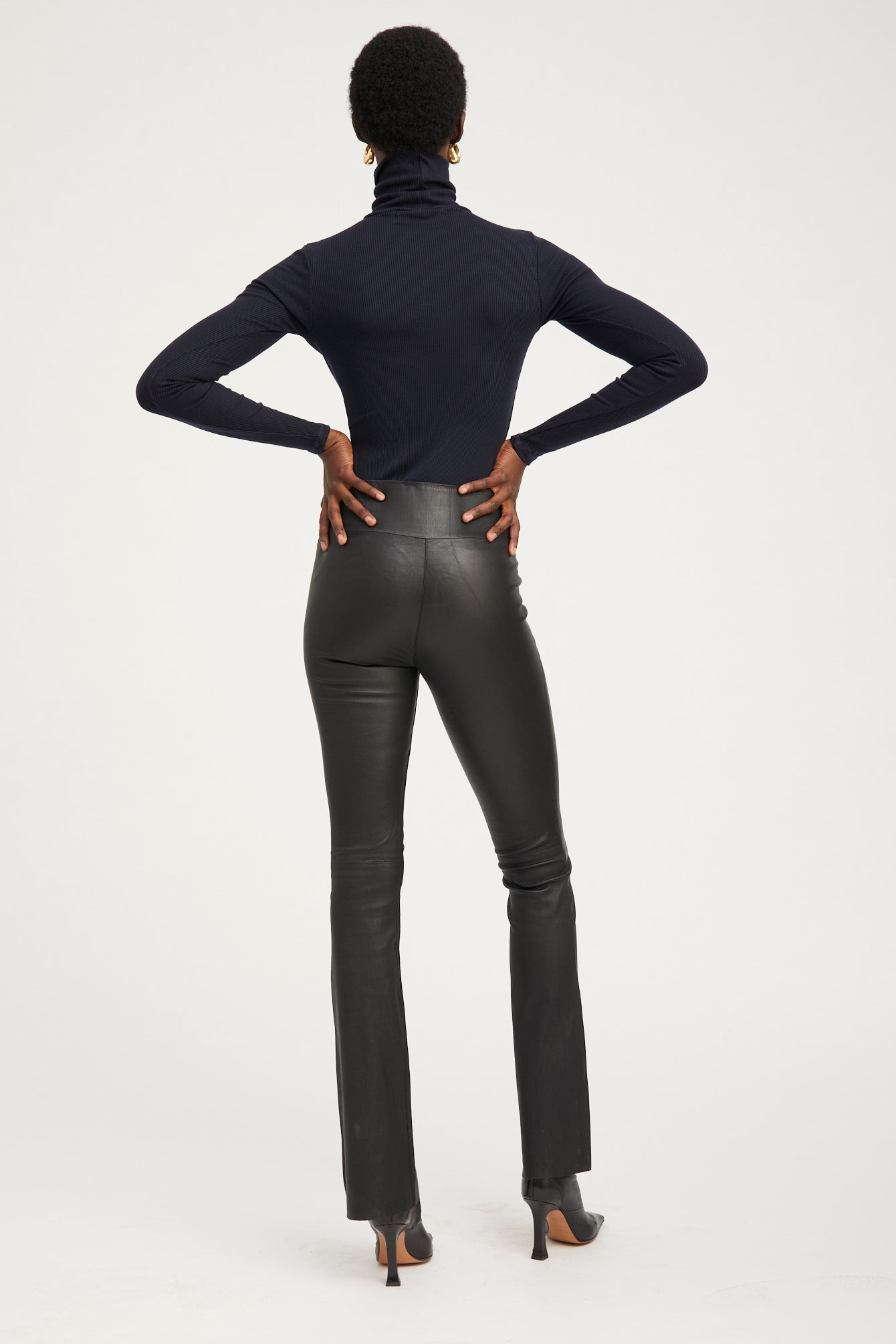 BLACK LEATHER MICRO FLARE - 6