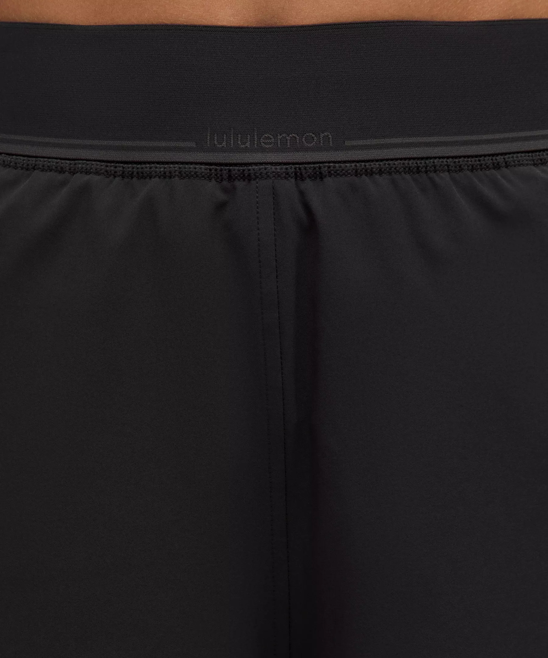 Swift Relaxed Short 9" *Logo Waistband - 4