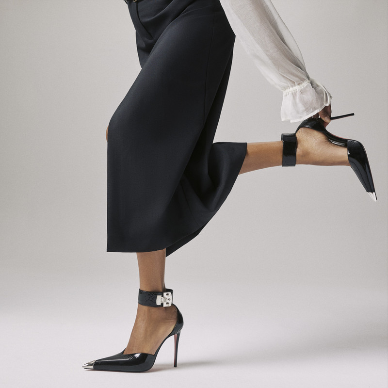 Christian Louboutin Lock Me Up Pump outlook