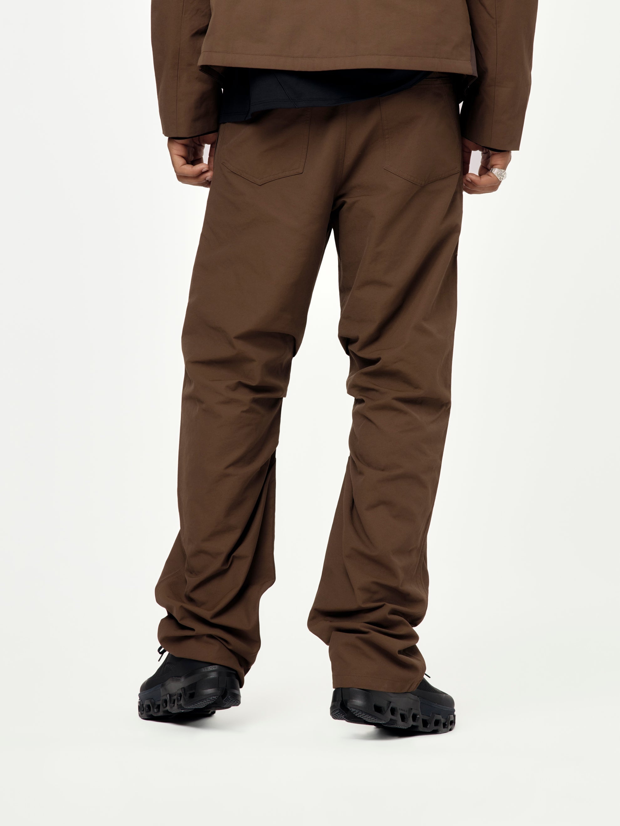 7.0 TROUSERS RIGHT (BROWN) - 4