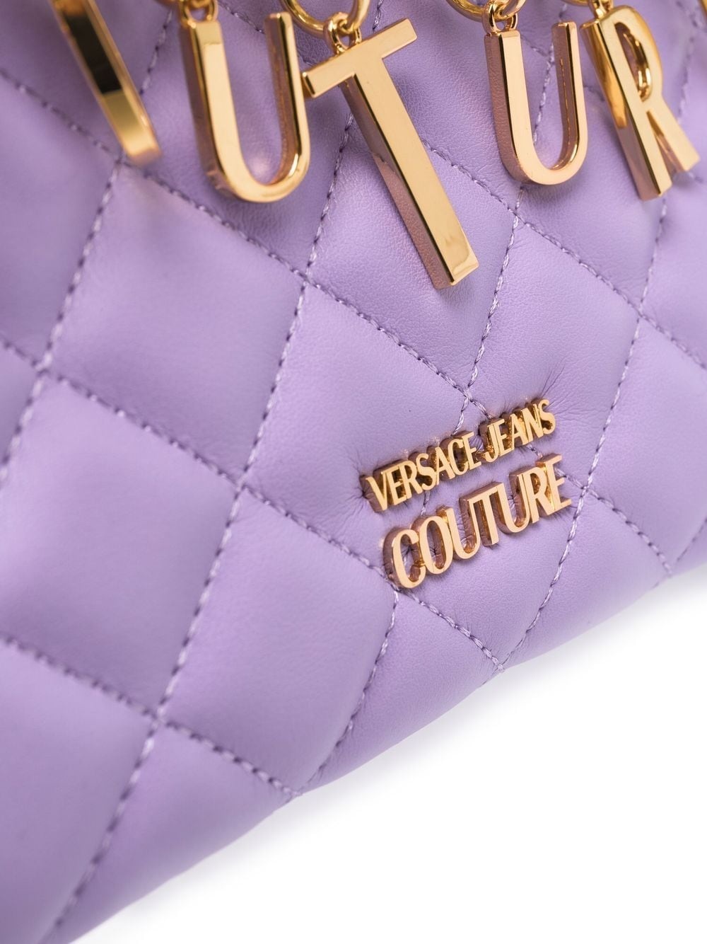 logo-charm quilted clutch bag - 5