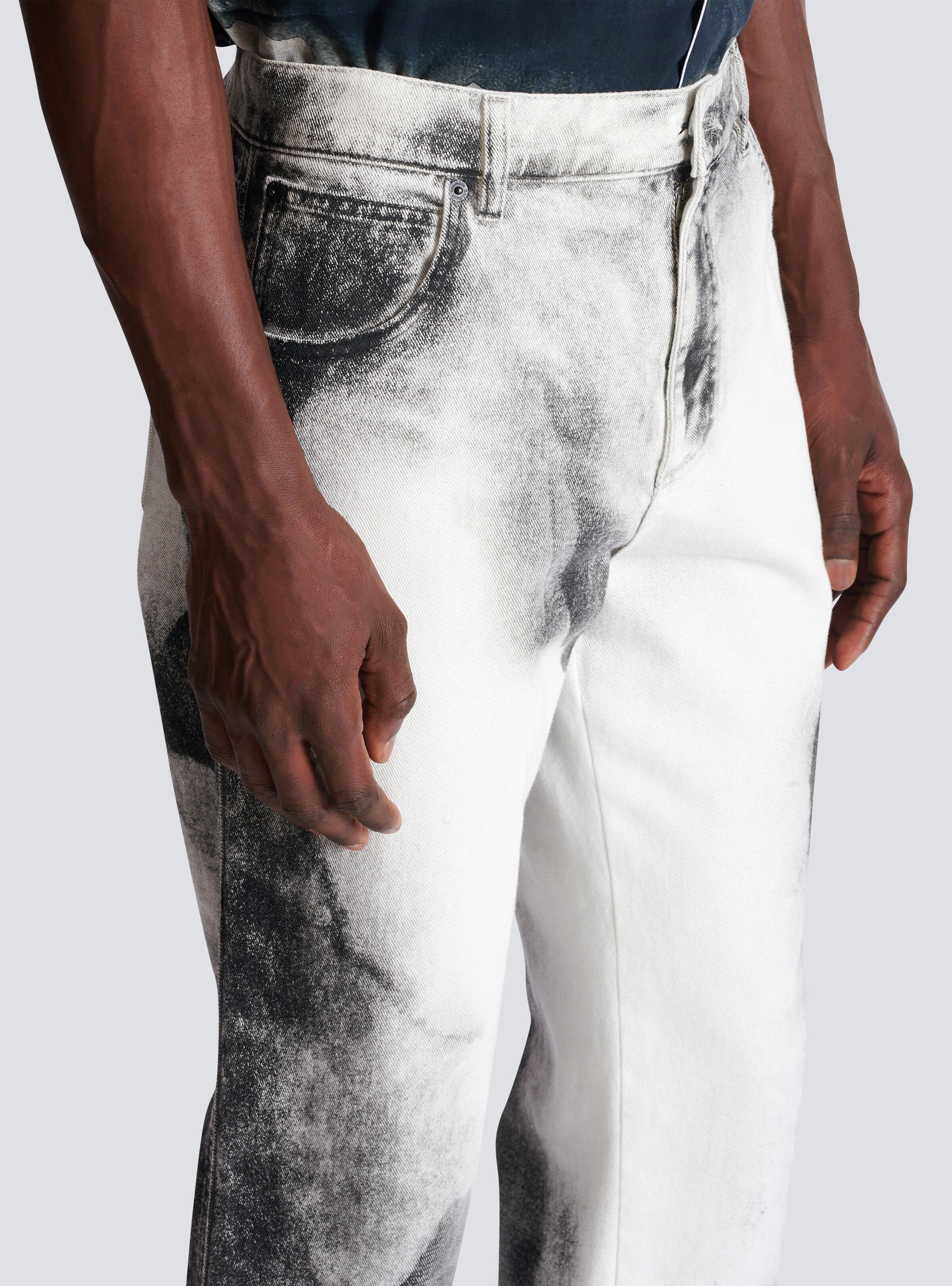 Regular-fit denim jeans with Moon print - 6