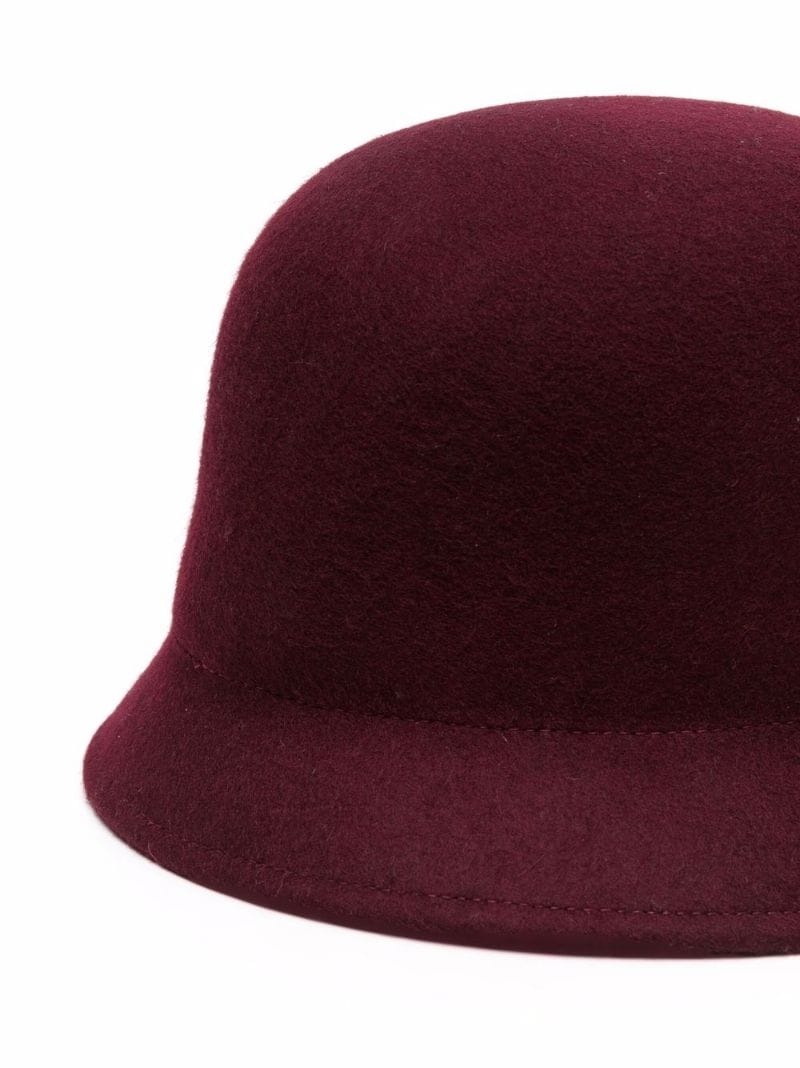 curved-peak hat - 2
