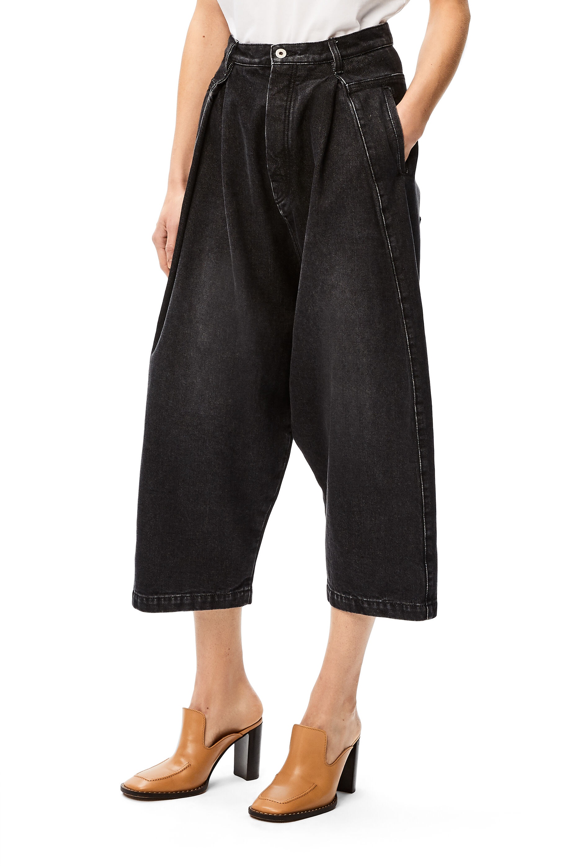 Cropped oversize jeans in stone washed denim - 3