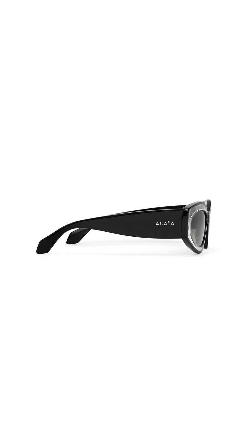 Alaïa CAT EYES SUNGLASSES outlook