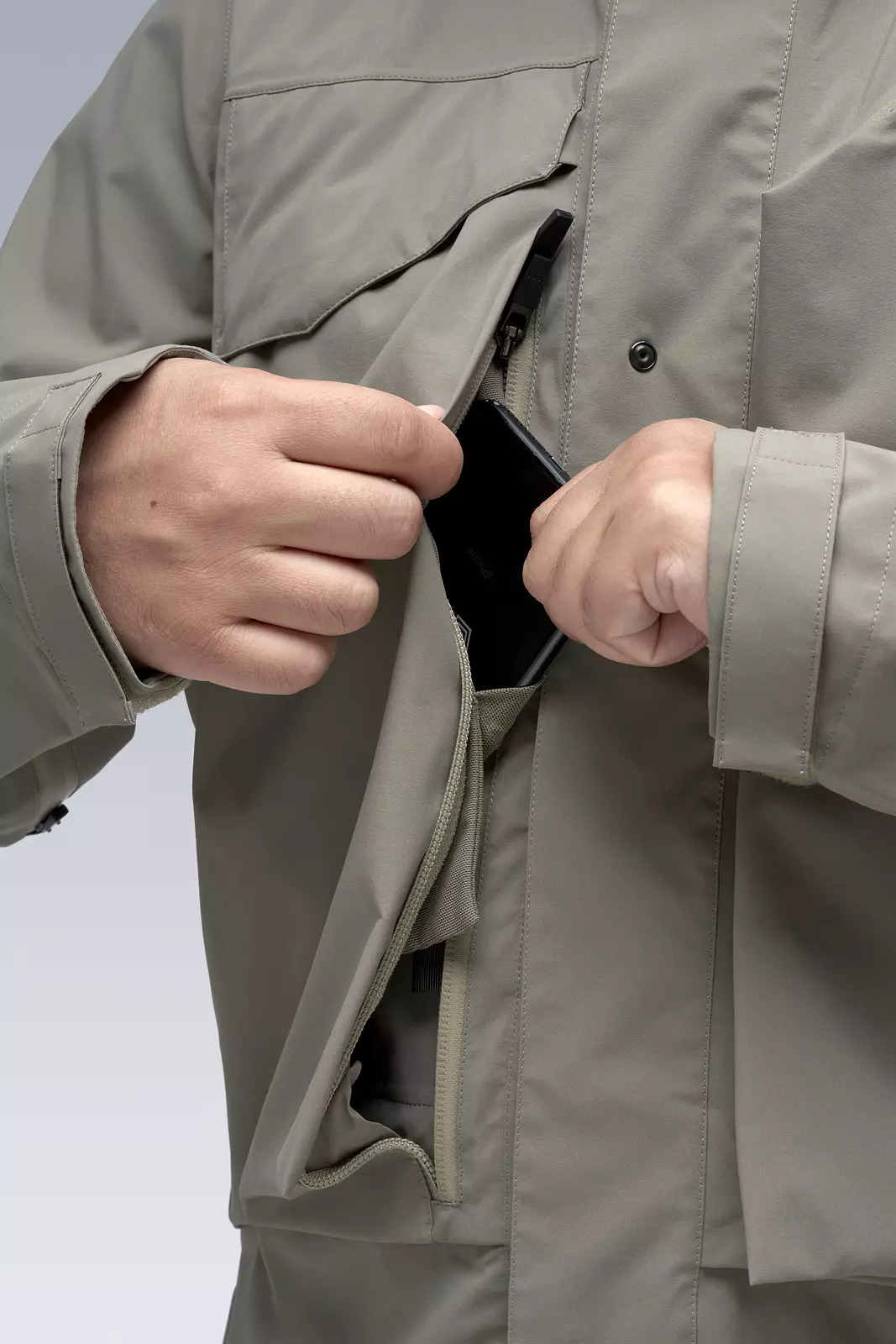 J56-GT 3L Gore-Tex Pro Interops Field Jacket Alpha Green - 24